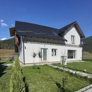 Фото Дома для отпуска Eva House г. Ciocăneşti 2